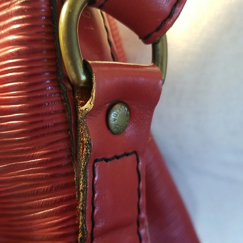 EXQUISITE SHOULDER BAG - Picture 8 of 16